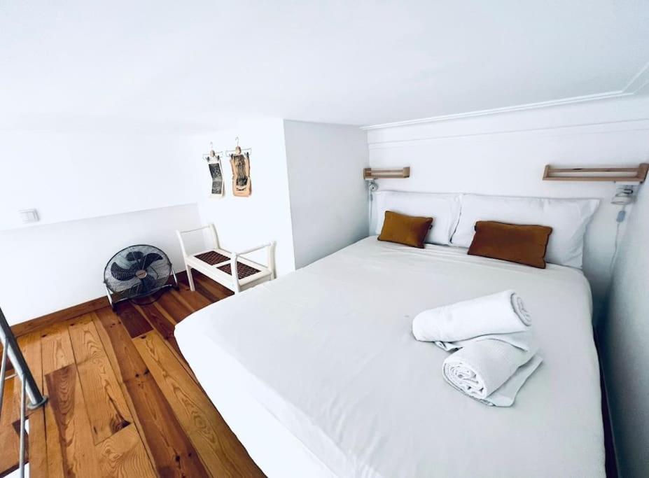 Lisbon Lovely Mezzanino Studio Close To Lx Factory Esterno foto